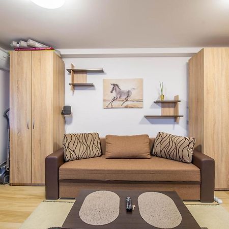 Studio Residence Militari M5 Chiajna Kültér fotó