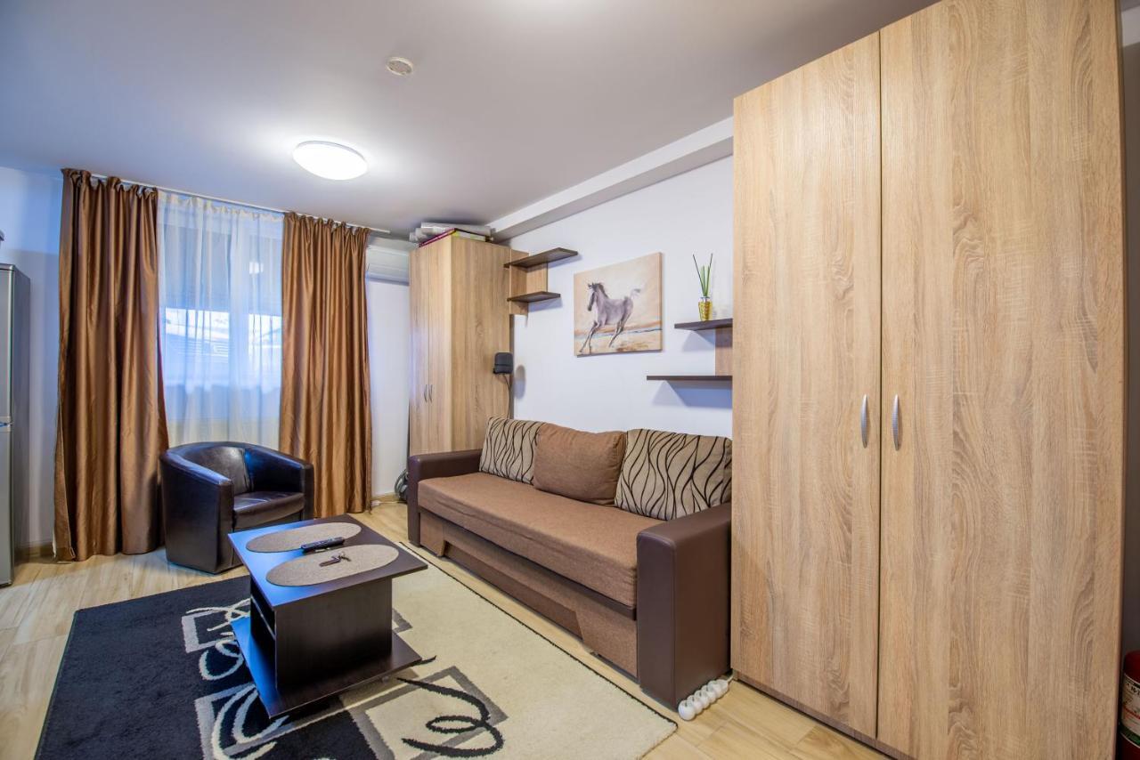 Studio Residence Militari M5 Chiajna Kültér fotó
